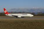 Eine Boeing B 737-8F2 der Turkish Airlines mit der Kennung TC-JGJ (Taufname Aydin) aufgenommen am 03.01.2010 auf dem Flughafen Basel-Mlhausen-Freiburg (BSL)
