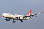 TC-LOE , Turkish Airlines , Airbus A330-343 , 31.10.2022 , Berlin-Brandenburg  Willy Brandt  , BER , 