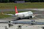 A 321-231 Turkish Airlines, TC-JTA, taxy in CGN - 04.07.2022