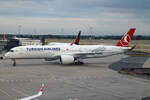 THY Turkish Airlines, TC-LGC, Airbus A350-941, msn: 435, 08.Juli 2023, LHR London Heathrow, United Kingdom.