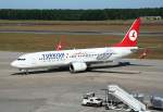 Turkish Airlines B 737-8F2 TC-JGA bei der Ankunft in Berlin-Tegel am 02.06.2011