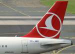 Turkish Airlines, TC-JRR, Airbus A 321-200 (Seitenleitwerk/Tail ~ neue TA-Lackierung), 28.07.2011, DUS-EDDL, Düsseldorf, Germany