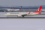 Turkish Airlines, TC-JYD  Bayburt , B737-9F2(ER)(W) bei der Landung in MUC aus Istanbul-Ataturk (IST) 22.01.2013 