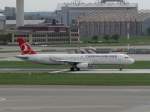 TC-JSF Turkish Airlines Airbus A321-231   Start in Hamburg 01.05.2014