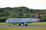 Der Turkish Airlines Airbus A321 TC-JSG Ordu nach der Landung in Hamburg Fuhlsbüttel am 28.08.14 aufgenommen vom Coffee to Fly.