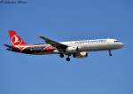 Turkish Airlines Airbus A321-231 TC-JRO. Am 12.08.2012 in Frankfurt (a) Main Flughafen.