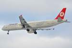TC-JRI Turkish Airlines Airbus A321-231   beim Anflug Tegel am 04.02.2015