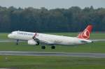 TC-JSM Turkish Airlines Airbus A321-231(WL)  vor der Landung in Hamburg  20.10.2015