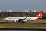 Turkish Airlines, Airbus A 330-243, TC-LNA, TXL, 09.04.2016