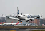 UTair, Boeing B 737-524, VQ-BJU, TXL, 02.03.2019