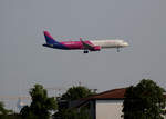 Wizz Air, Airbus A 321-271NX, HA-LZL, BER, 09.06.2023