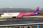 Wizz Air Airbus A321-271NX HA-LDC rollt zum Start in Dortmund 11.1.2026