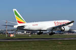 Ethiopian Cargo Boeing 777-F ET-BAB bei der Landung in Liege 12.4.2025