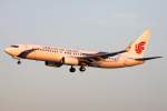 Dalian B737-800 B-5729 im Anflug auf 01 in PEK / ZBAA / Peking 26.08.2014