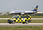 Ryanair, Boeing B 737-8AS, EI-DWP, BER Spottertour, 28.04.2022