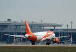 Easyjet Europe, Airbus A 319-111, OE-LQR, BER, 04.06.2022