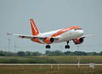 Easyjet Europe, Airbus A 320-214, OE-IZB, BER, 04.06.2022