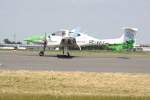 Diamond Aircraft Industries Daimond Daaz Twinstar Oe-VFT Flughafen Berlin Schnefeld Aufgenommen bei der ILA 2010 09.06.2010