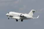 International Jet Management Challenger 605 OE-ISU beim Start in Berlin-Schnefeld am 09.06.2010