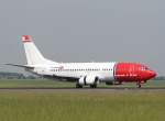 Norwegian Air Shuttle B 737-33A LN-KKA bei der Landung in Berlin-Schnefeld am 10.06.2010