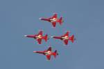 ILA 2014: Die Patrouille Suisse zeigt mit ihren F-5E Tiger II ihr Können bei einer Flugvorführung.