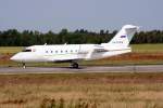 Goverment of Tartarstan Canadair CL 600 2b-16 Challenger 604 RA-67216 am 25.08.2007 auf dem Flughafen Berlin-Schnefeld