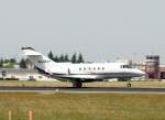 Raytheon Hawker 900XP N944XP beim Start whrend der ILA auf dem Flughafen Berlin-Schnefeld am 30.05.2008
