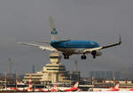 KLM, Boeing B 737-7K2, PH-BGO, TXL, 02.04.2017
