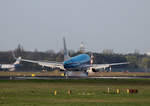 KLM, Boeing B 737-7K2, PH-BGU, TXL, 14.04.2017