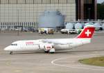 Swiss Avro Regjet RJ100 HB-IXU bei der Ankunft auf dem Flughafen Berlin-Tegel am 26.07.2009
