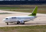 Air Baltic B 737-522 YL-BBM bei der Ankunft in Berlin-Tegel am 26.07.2009