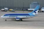 Estonian Air B 737-53S ES-ABH bei der Ankunft auf dem Flughafen Berlin-Tegel am 14.08.2009
