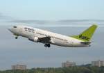 Air Baltic B 737-548 YL-BBH beim Start in Berlin-Tegel am 12.09.2009