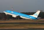 KLM B 737-306 PH-BTH beim Start in Berlin-Tegel am 05.12.2009