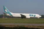diese Boeing 737-800 der Sky Airlines aufgenommen am 07.04.2009 in Berlin Tegel.