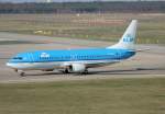 KLM B 737-406 PH-BTG bei der Ankunft in Berlin-Tegel am 02.04.2010