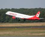 Air Berlin A 321-211 D-ABCC beim Start in Berlin-Tegel am 21.08.2010