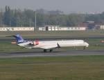 SAS Canadair Regjet CRJ900 OY-KFF beim Start in Berlin-Tegel am 09.10.2010