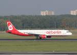 Air Berlin A 321-211 D-ALSB nach der Landung in Berlin-Tegel am 09.10.2010