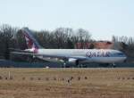 Qatar Airways A 330-202 A7-ACD auf dem Weg zum Start in Berlin-Tegel am 06.03.2011
