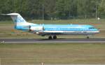 KLM-Cityhopper Fokker 70 PH-KZL nach der Landung in Berlin-Tegel am 08.05.2011