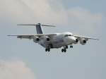 Brussels Airlines Avro Regjet RJ85 OO-DJW kurz vor der Landung in Berlin-Tegel am 10.06.2011