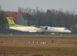 Air Baltic De Havilland Canada DHC-8-402Q YL-BAQ kurz vor dem Start in Berlin-Tegel am 09.03.2012