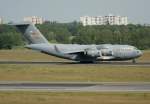 USA Air Force Boeing C 17A Globmaster III 07-7181 nach der Landung in Berlin-Tegel am 22.05.2012