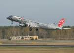 Fly Niki Embraer ERJ-190-100LR OE-IHC beim Start in Berlin-Tegel am 21.04.2012