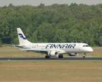 Finnair Embraer ERJ-190-100LR OH-LKP nach der Landung in Berlin-Tegel am 22.05.2012