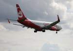 Air Berlin B 737-7K5 D-AHXH bei der Landung in Berlin-Tegel am 20.07.2012