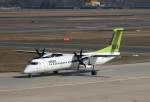 Air Baltic De Havilland Canada DHC-8-402Q YL-BAI auf dem Weg zum Start in Berlin-Tegel am 14.04.2013