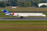 SAS Scandinavian Canadair CRJ-900ER OY-KFG beim Start in Berlin-Tegel im September 2013