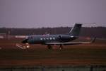 Phoenix Air Group Gulfstream III N173PA auf dem Weg zum Start in Berlin-Tegel am 03.01.2015